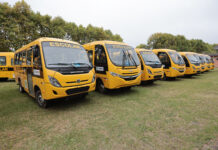 Gilson de Souza destaca entrega de 687 novos ônibus escolares para 340 municípios do Paraná