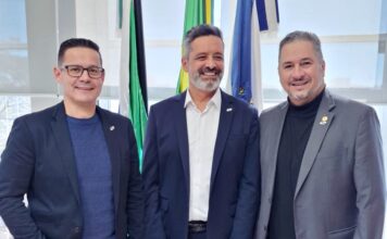 Deputados Gilson de Souza e Itamar Paim cumprem agenda oficial em Ponta Grossa